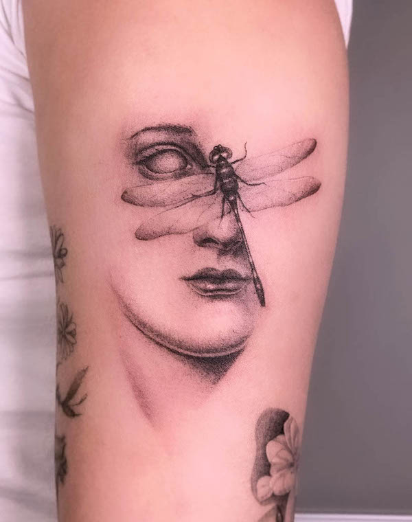 Conceptional dragonfly tattoo by @koksa_tattoo