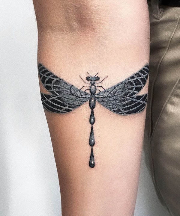 Dripping dragonfly tattoo by @thedavidcote